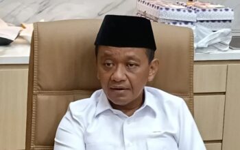 Menteri Energi dan Sumber Daya Mineral (ESDM) Bahlil Lahadalia di Kantor Kementerian ESDM, Jakarta, Jumat (26/9/2025). (Liputan6.com/Maulandy)/Ulanda.id