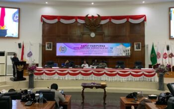 Ketua DPRD Provinsi Gorontalo, Thomas Mopili, memberikan apresiasi atas kinerja Panitia Khusus (Pansus) Perkebunan Kelapa Sawit DPRD/Ulanda.id