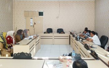 Wakil Ketua Komisi III DPRD Kabupaten Boalemo, Arman Naway, mengeluarkan peringatan keras kepada Kepala Dinas Pendidikan Boalemo yang kembali mangkir dari rapat dengar pendapat (RDP) bersama DPRD, Selasa (7/10/2025)/Ulanda.id