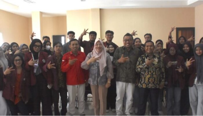 Mahasiswa UNG Kunjungi Kominfo Bone Bolango Pelajari Komunikasi Publik